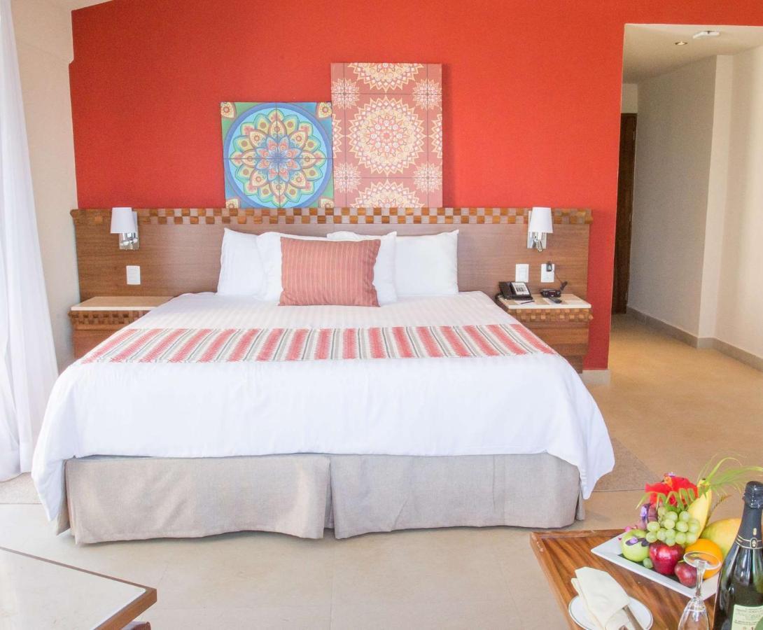 Sunscape Puerto Vallarta Resort Экстерьер фото